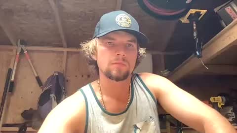Snapshot of treeman817 chatting on July 28, 2026, 12:29 am treeman817 online show from July 28, 2026, 12:29 am