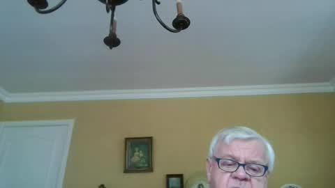 Snapshot of trekbeestje1 chatting on July 23, 2026, 7:28 am trekbeestje online show from July 23, 2026, 7:28 am