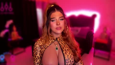 Jade online show from February 8, 2025, 6:01 am