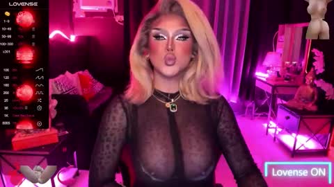 Jade online show from September 29, 2025, 12:32 pm