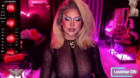 Jade online show from October 11, 2025, 7:18 am