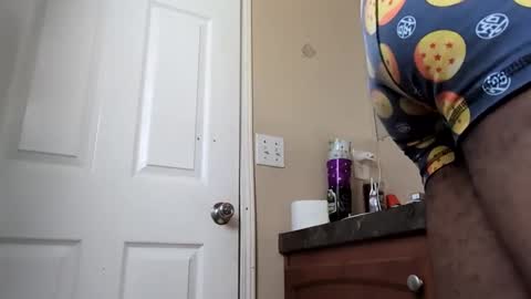 trent_5296 online show from October 15, 2025, 7:25 pm