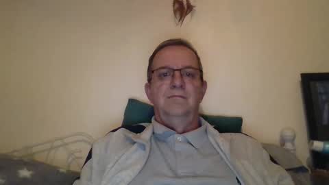 Snapshot of trev8331 chatting on October 5, 2025, 6:23 am Fe-fi-fo-fum online show from October 5, 2025, 6:23 am