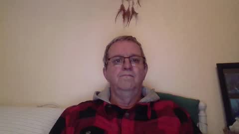 Snapshot of trev8331 chatting on March 1, 2026, 11:01 am Fe-fi-fo-fum online show from March 1, 2026, 11:01 am