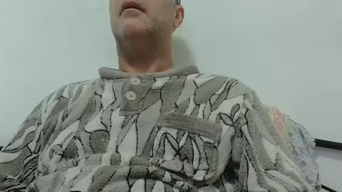 trevido4u online show from December 4, 2024, 5:27 am