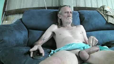 Snapshot of trevordavies802 chatting on July 17, 2026, 3:46 am trevordavies802 online show from July 17, 2026, 3:46 am