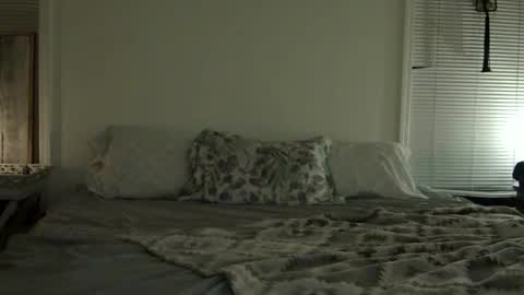 Snapshot of trickquestion chatting on November 9, 2025, 6:23 am trickquestion online show from November 9, 2025, 6:23 am