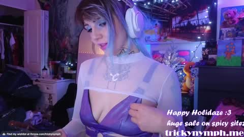Snapshot of tricky_nymph chatting on December 31, 2024, 6:48 am Cassie online show from December 31, 2024, 6:48 am
