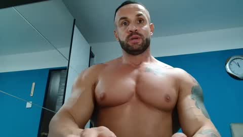 tridentmuscles online show from December 13, 2024, 9:52 pm