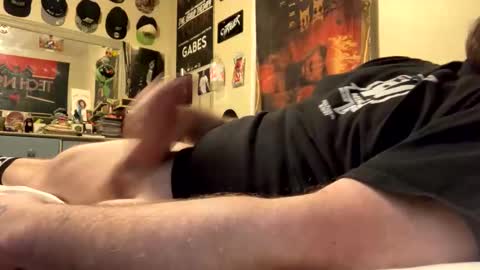 triller402 online show from April 9, 2026, 6:13 pm