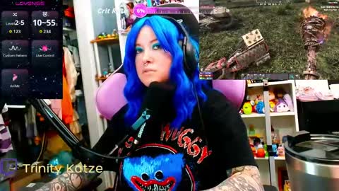 Snapshot of trinitykatze chatting on April 6, 2026, 5:36 pm Trin Kat pet online show from April 6, 2026, 5:36 pm