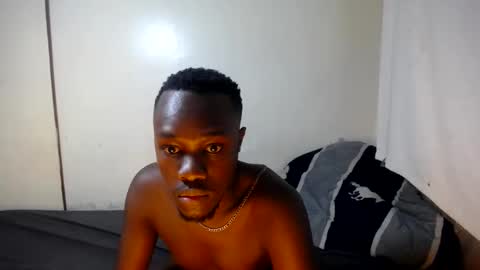 Trisboo5 online show from January 21, 2025, 11:02 pm