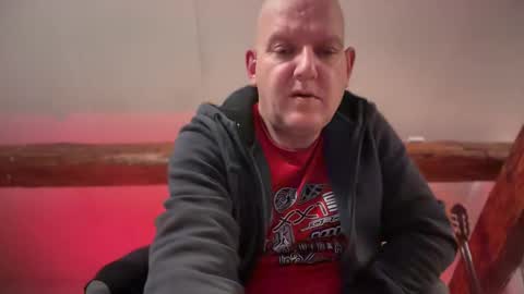 Triton online show from October 9, 2025, 10:19 pm