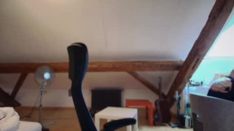 Snapshot of tritonspace chatting on May 4, 2026, 12:45 pm Triton online show from May 4, 2026, 12:45 pm