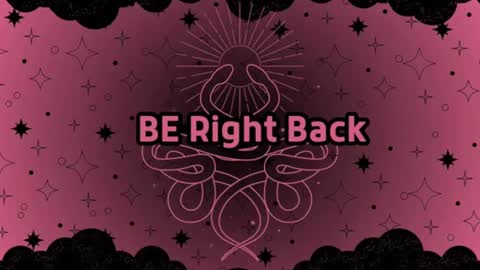 trixxiee_ online show from February 3, 2025, 7:21 pm