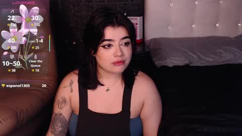 trixxiee_ online show from February 27, 2025, 10:09 pm