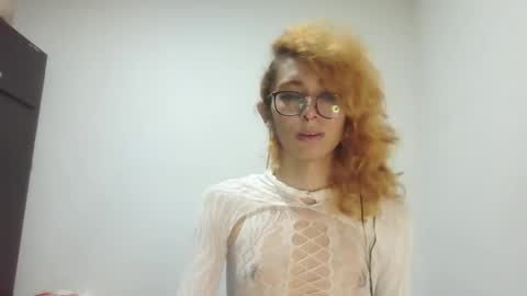 Trixy Rose online show from March 9, 2025, 9:25 pm