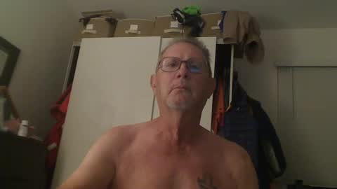 Snapshot of troffer1020 chatting on October 16, 2025, 11:50 pm Troffer online show from October 16, 2025, 11:50 pm