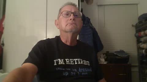 Snapshot of troffer1020 chatting on November 11, 2025, 11:38 pm Troffer online show from November 11, 2025, 11:38 pm