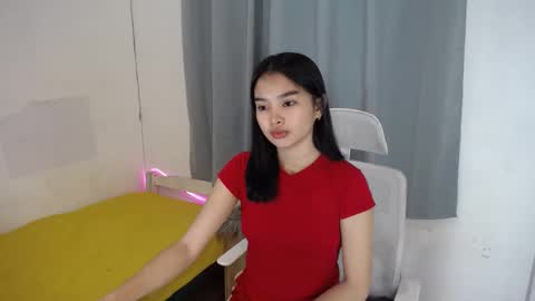 Snapshot of tropicalmuse chatting on December 15, 2025, 5:23 am Ash online show from December 15, 2025, 5:23 am