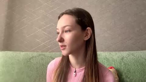 Hello Viola here   Help me to make 50 thumbs up 333 online show from March 6, 2026, 10:23 am