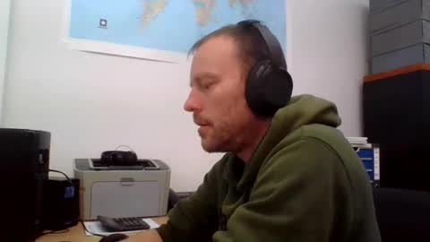 Snapshot of truble_again chatting on May 26, 2026, 8:32 am truble_again online show from May 26, 2026, 8:32 am