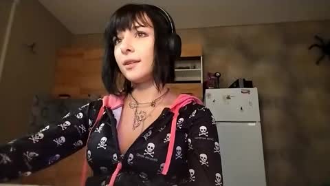 Poly online show from January 9, 2026, 12:30 pm