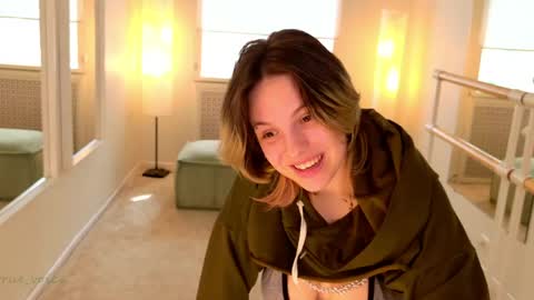 Snapshot of true_voice chatting on June 2, 2026, 12:18 pm Emma online show from June 2, 2026, 12:18 pm