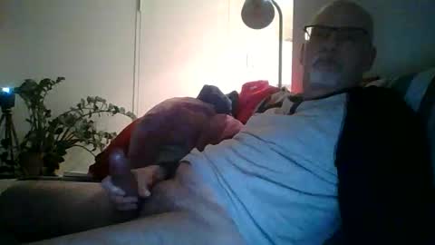 Snapshot of trukturk chatting on January 7, 2026, 9:28 pm trukturk online show from January 7, 2026, 9:28 pm