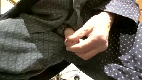 Snapshot of try1099 chatting on December 6, 2024, 9:35 pm Very Happy man online show from December 6, 2024, 9:35 pm