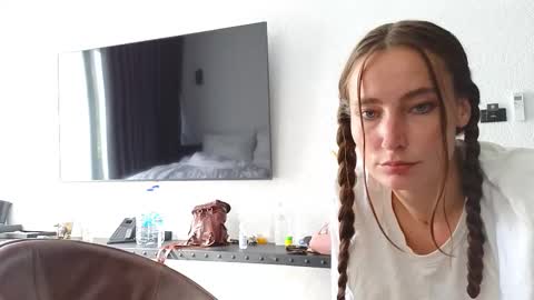 trying2fit online show from February 7, 2026, 9:02 am