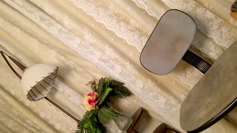 Chloe online show from March 9, 2026, 6:06 am