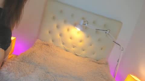 ts_lovelicious online show from February 12, 2025, 7:02 am