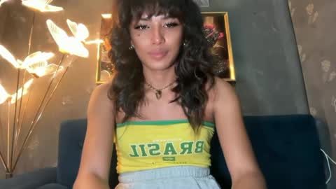 Lexi Fox online show from May 21, 2026, 4:08 am