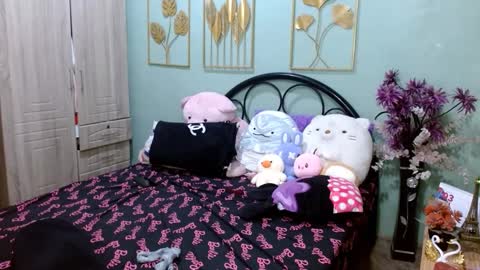 SHENA  online show from March 12, 2025, 3:18 pm