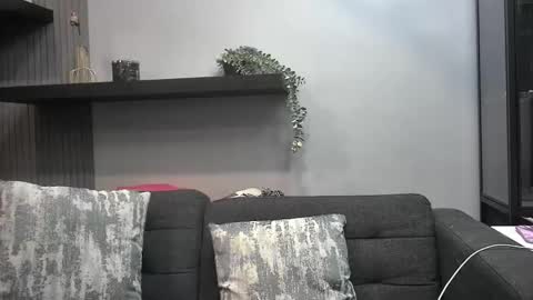 Lexi Longg online show from February 13, 2026, 3:41 pm
