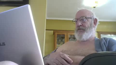 Snapshot of tsteach50 chatting on December 9, 2024, 5:19 pm tsteach50 online show from December 9, 2024, 5:19 pm