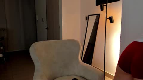 Tsuky online show from November 29, 2025, 1:41 am