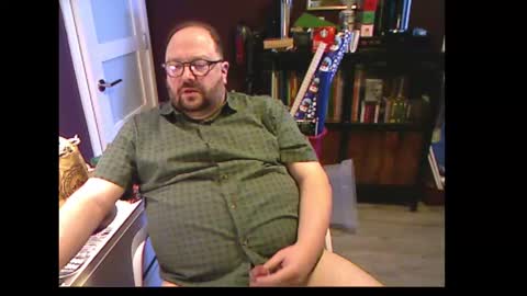 tuckwell online show from December 16, 2025, 3:39 pm