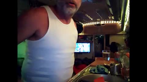 Snapshot of tudorjohn chatting on May 10, 2026, 1:55 am tudorjohn online show from May 10, 2026, 1:55 am