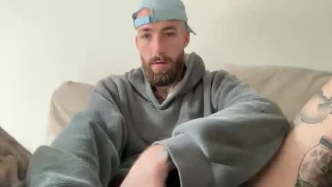 Snapshot of tuhands chatting on May 15, 2026, 8:21 am Tuhands online show from May 15, 2026, 8:21 am