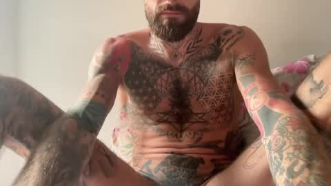 Snapshot of tuhands chatting on June 27, 2026, 7:57 am Tuhands online show from June 27, 2026, 7:57 am