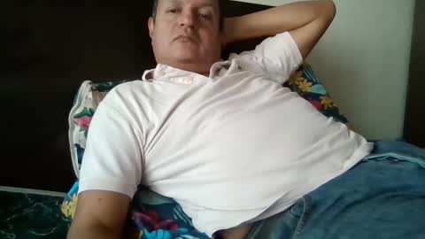 Snapshot of tuserasmia chatting on May 26, 2026, 9:22 pm Mario Ramirez online show from May 26, 2026, 9:22 pm