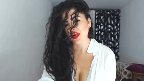Snapshot of tuti_sex chatting on January 13, 2025, 3:23 am tuti online show from January 13, 2025, 3:23 am
