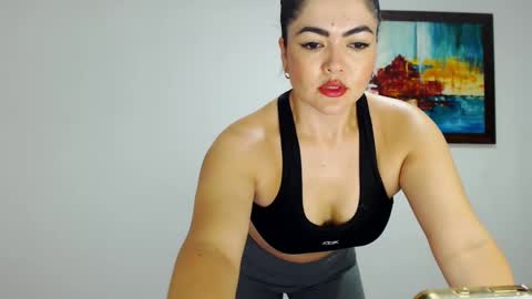 Snapshot of tuti_sex chatting on February 20, 2025, 10:59 pm tuti online show from February 20, 2025, 10:59 pm