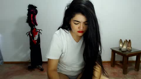 Snapshot of tuti_sex chatting on March 1, 2025, 4:11 pm tuti online show from March 1, 2025, 4:11 pm