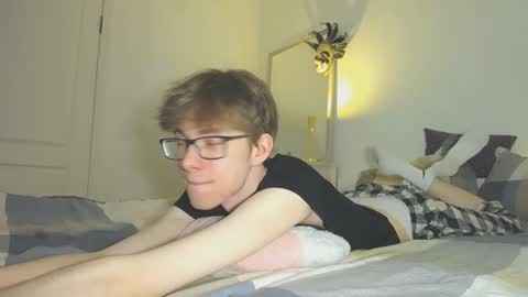 Snapshot of tuz94 chatting on February 25, 2025, 4:53 pm Dan online show from February 25, 2025, 4:53 pm