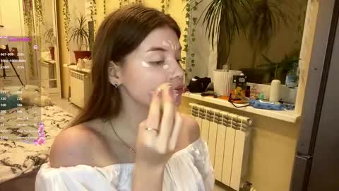 Snapshot of twandalazzar chatting on February 10, 2026, 5:06 pm Emily online show from February 10, 2026, 5:06 pm