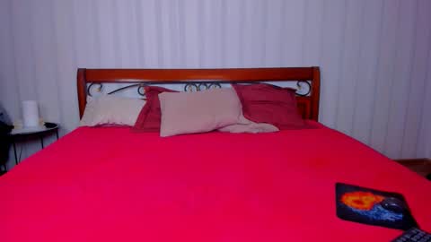 Angus online show from December 19, 2025, 4:41 am