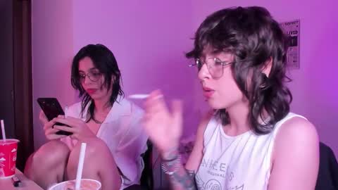 Eve  Lili online show from December 2, 2025, 10:16 pm